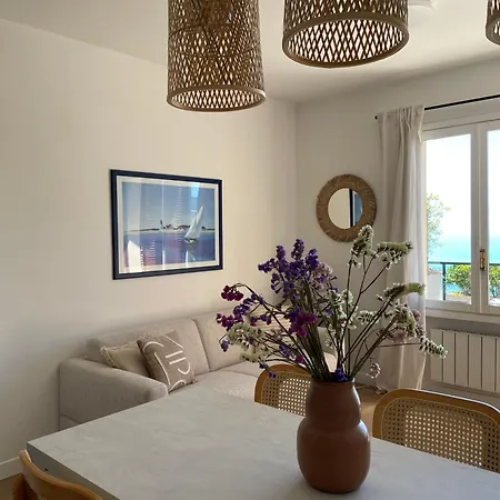 Sunset Haven By The Sea Apartman *